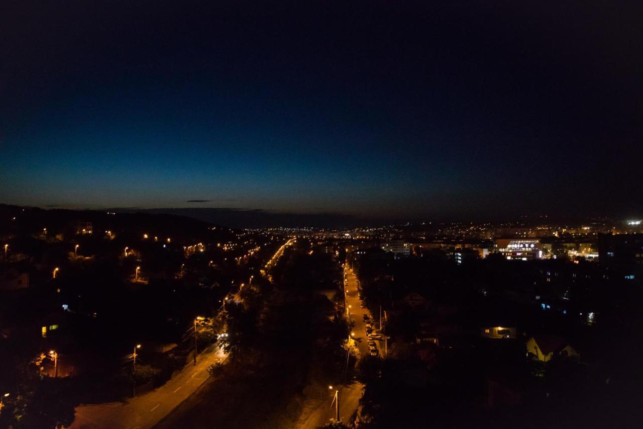 Panorama View Apartment 2Km To Palas Iasi Buitenkant foto
